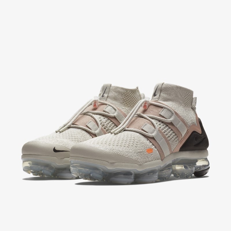 Nike vapormax light on sale bone